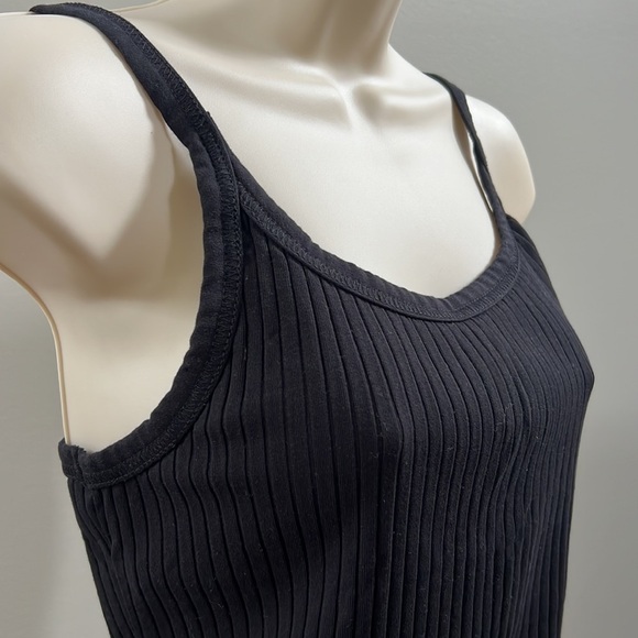 Old Navy Women's Black Tank Top Size L - Picture 4 of 10